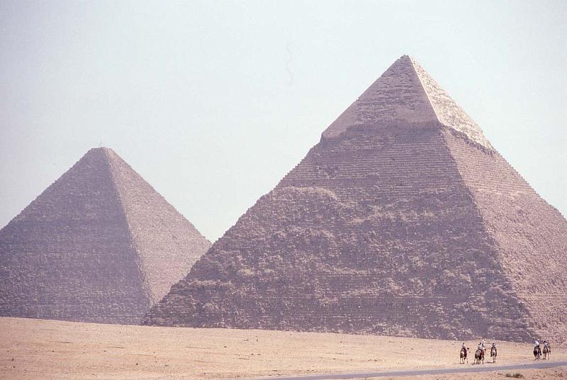 RWT 0211 231-08 Egypt Pyramids.jpg